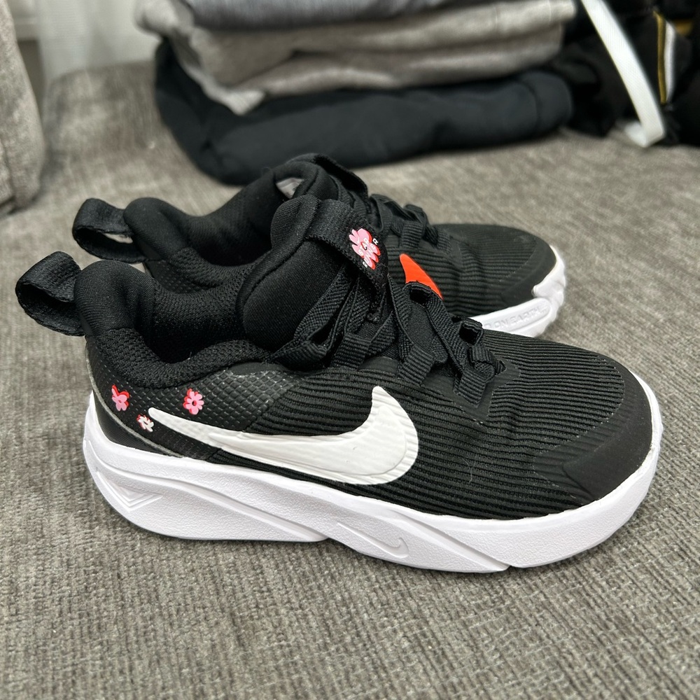⭐️Bundle 5 for $30 - Nike Kids Black Sneakers with White and Red Details